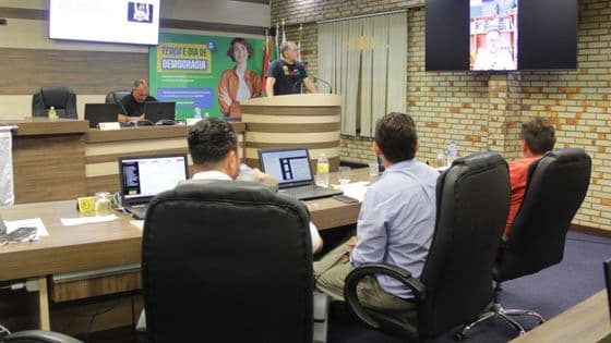 Prioridade à saúde de crianças com sinais de transtornos é aprovada; entenda