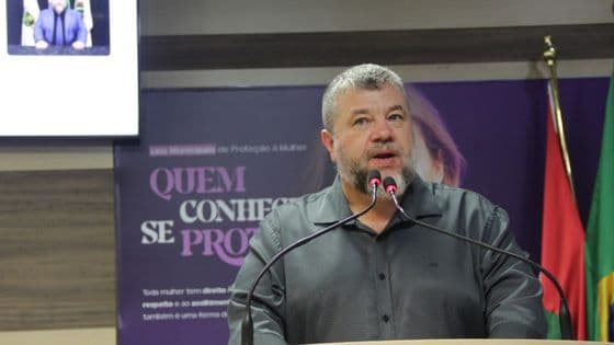 Vereador denuncia perigos no trânsito próximo a creche na rua Nova Trento - Portal da Cidade - Brusque / SC
