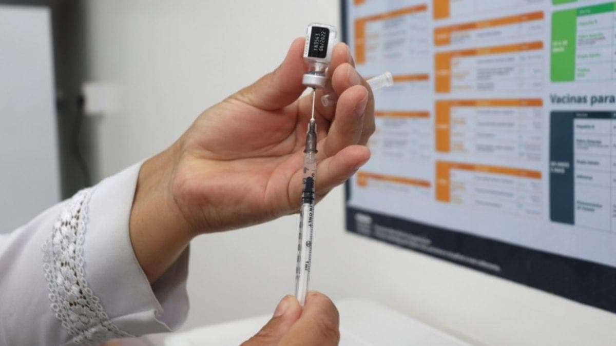 Blumenau começa vacinação contra gripe com "Dia D" e foco nos grupos prioritários