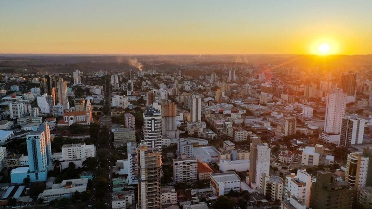 A cidade de SC que produz carne suficiente para alimentar o Brasil inteiro 14 vezes