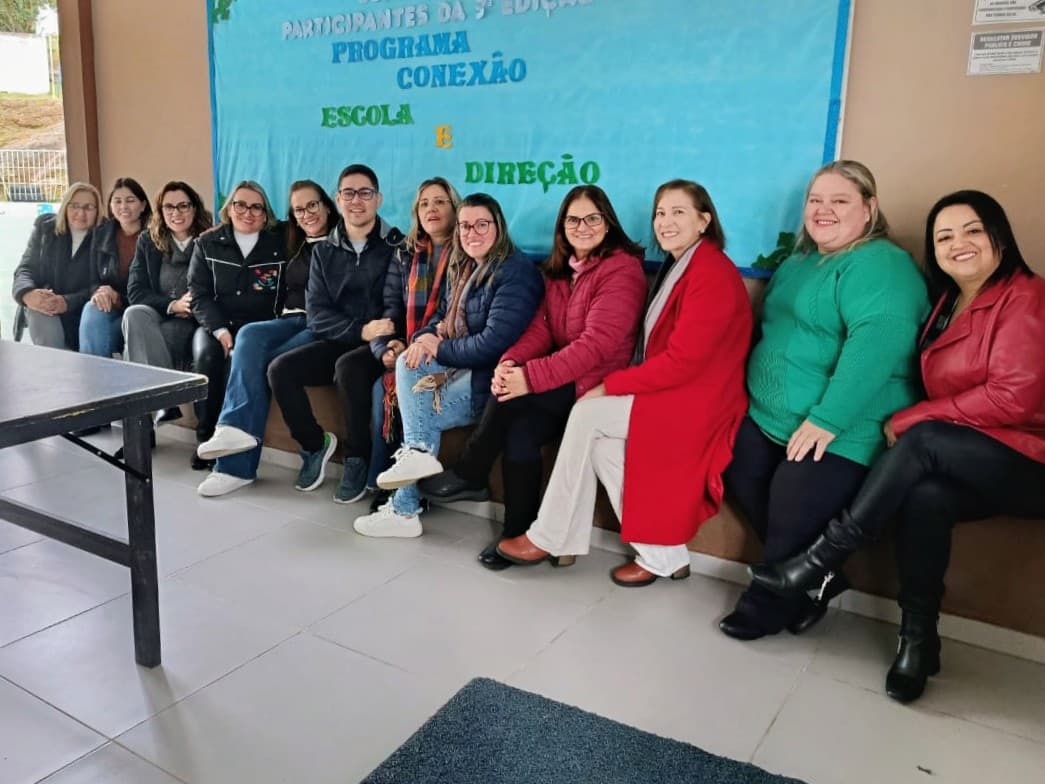 Programa aproxima gestão da Educação das escolas e fortalece diálogo com diretores em Lages - Notícia no Ato