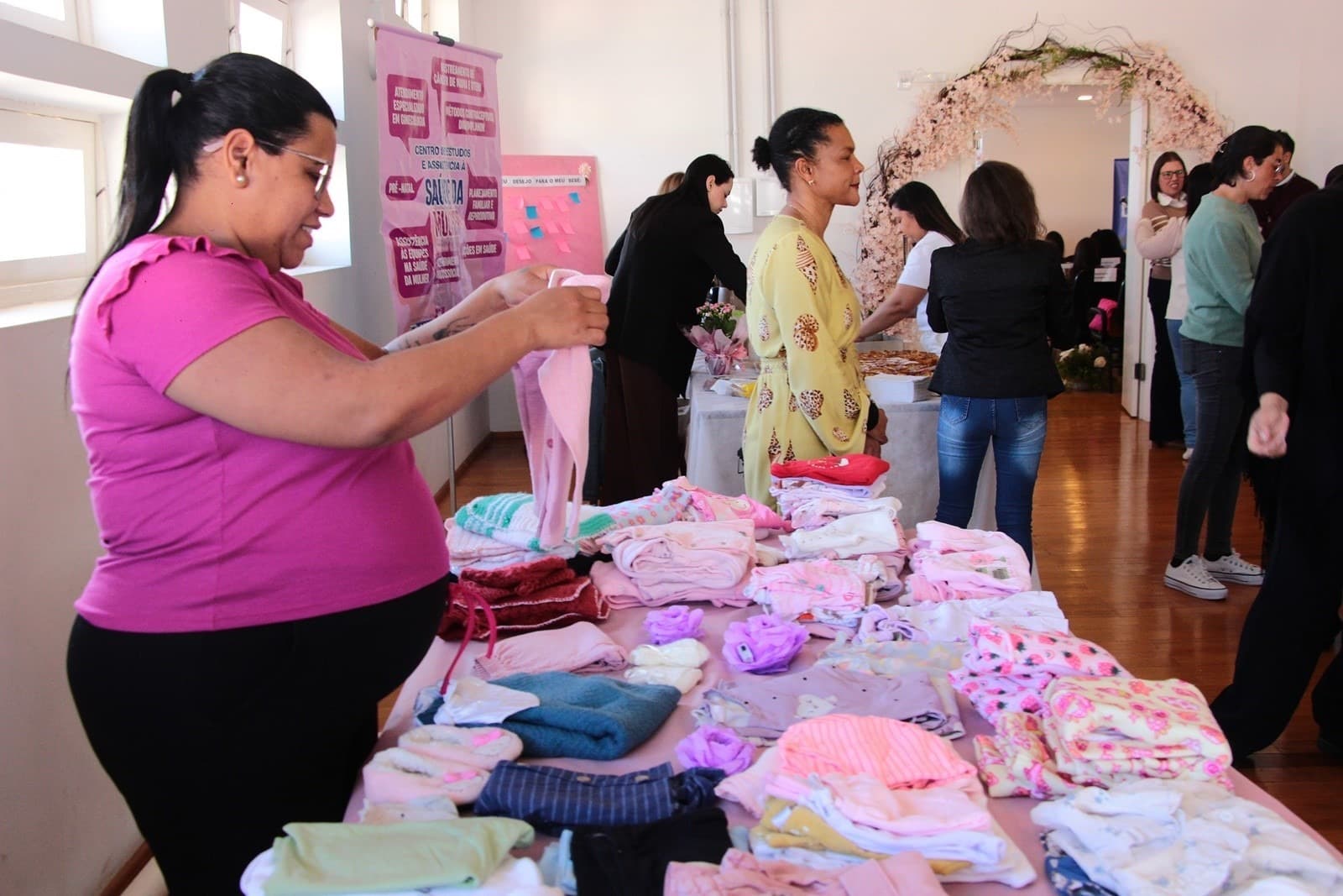 À espera do bebê: gestantes de Lages ganham espaço de acolhimento e preparação para a maternidade - Notícia no Ato