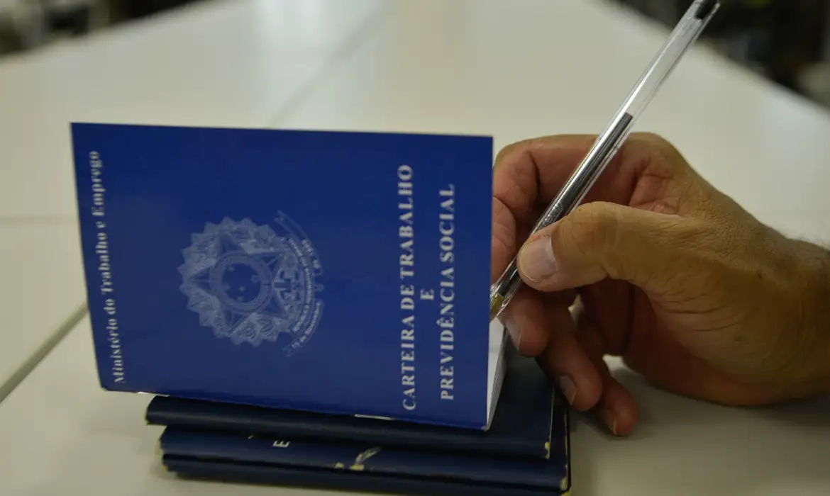 Jaraguá do Sul: Sine oferta mais de 1.500 vagas de emprego e cursos gratuitos