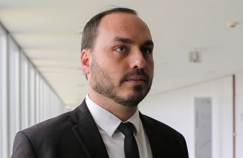 Patrimônio de Carlos Bolsonaro cresce 40% e chega a R$ 2,78 milhões