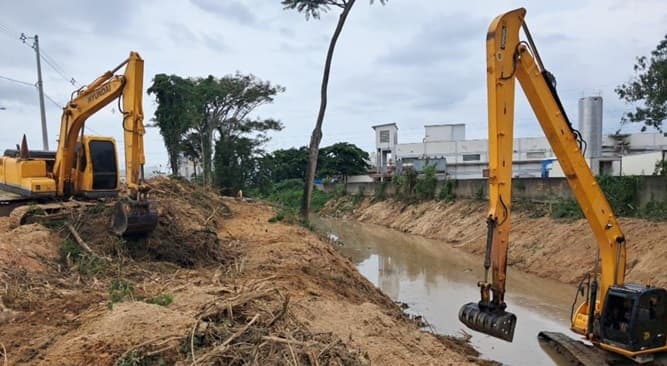 Palhoça intensifica ações de prevenção de enchentes no Rio Imaruim