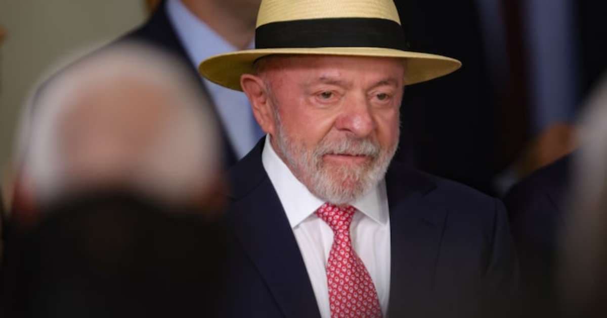 'Nunca tive nenhum problema com as Forças Armadas', diz Lula no batismo da Fragata em Itajaí