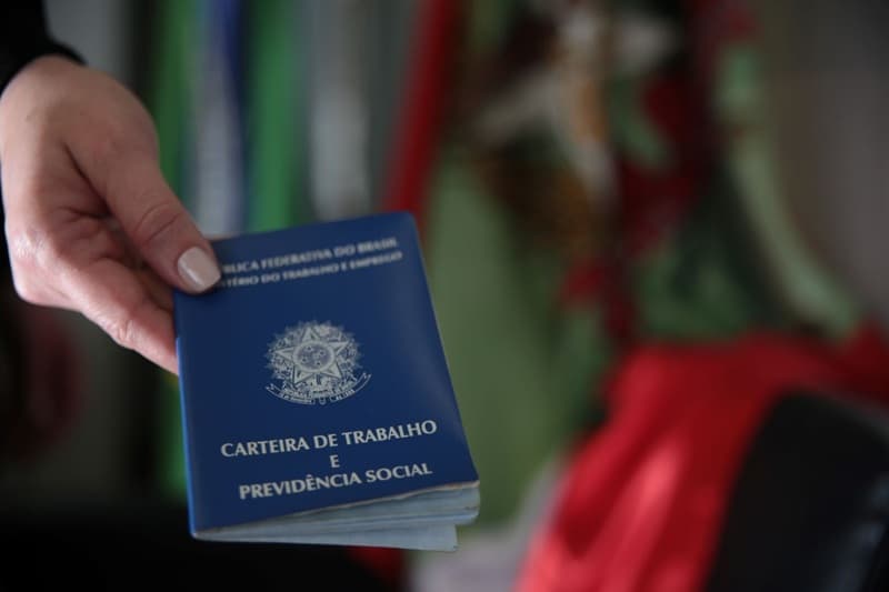 Santa Catarina tem 7,4 mil vagas de emprego disponíveis pelo Sine - Rádio Araranguá FM 95.5