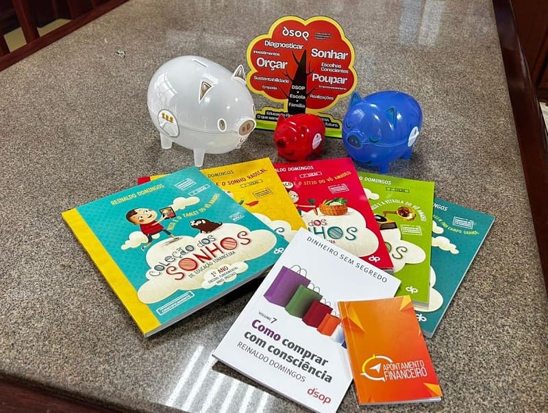 Araranguá introduz educação financeira nas escolas municipais com kits e capacitação