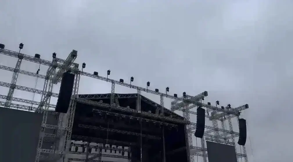 Novo boletim atualiza estado de trabalhador que sofreu choque elétrico em Brusque - Rádio Cidade