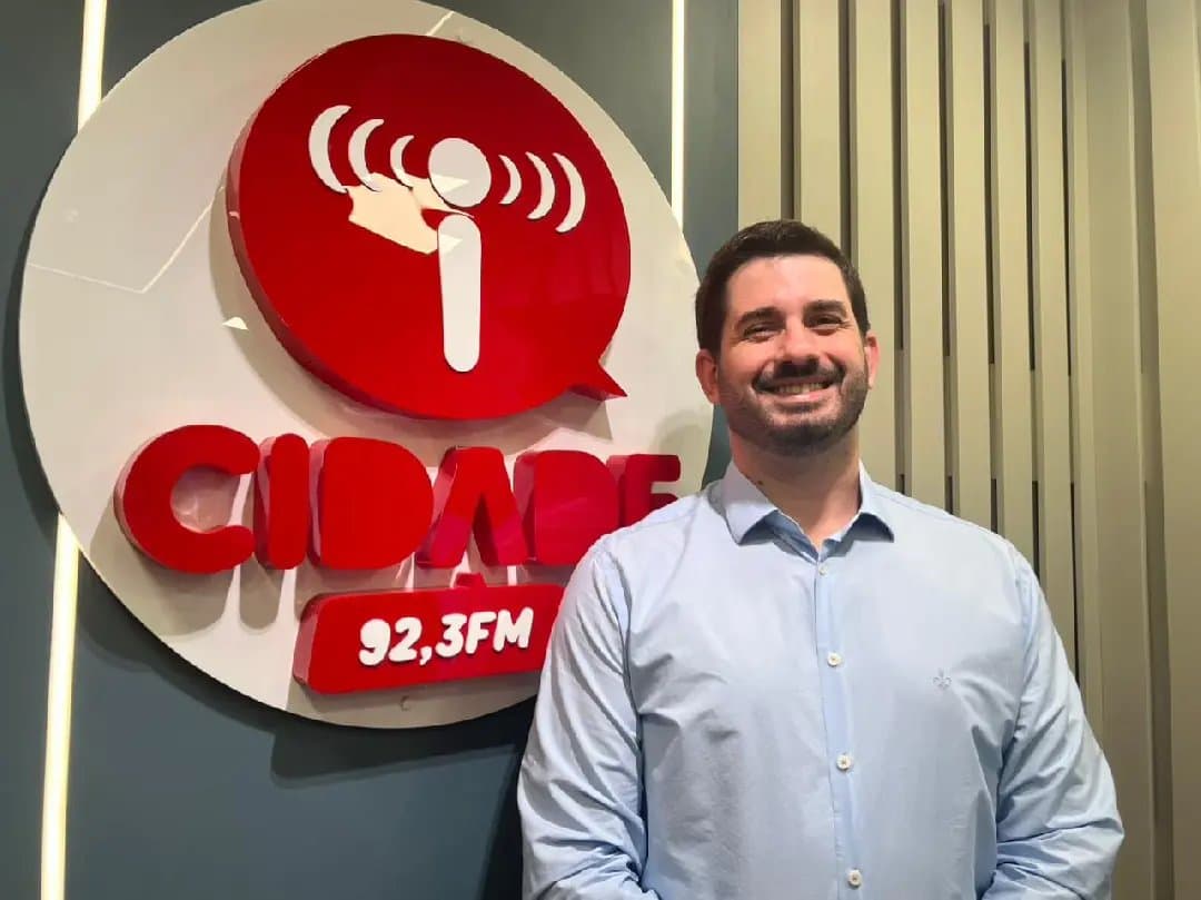 (VÍDEO) Vechi destaca foco na Prefeitura e construção política gradual para 2026 - Rádio Cidade