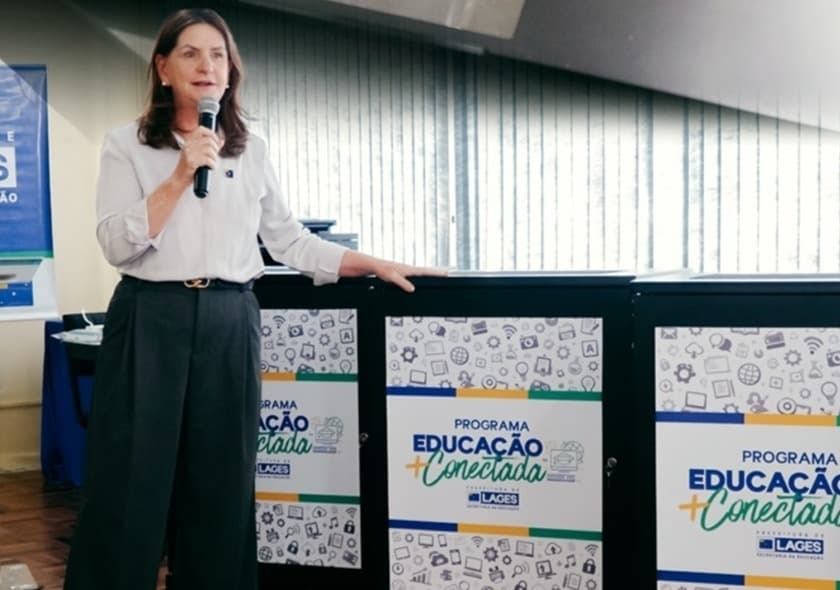Em Lages, Carmen Zanotto lidera avanço na educação digital com entrega de laboratórios móveis
