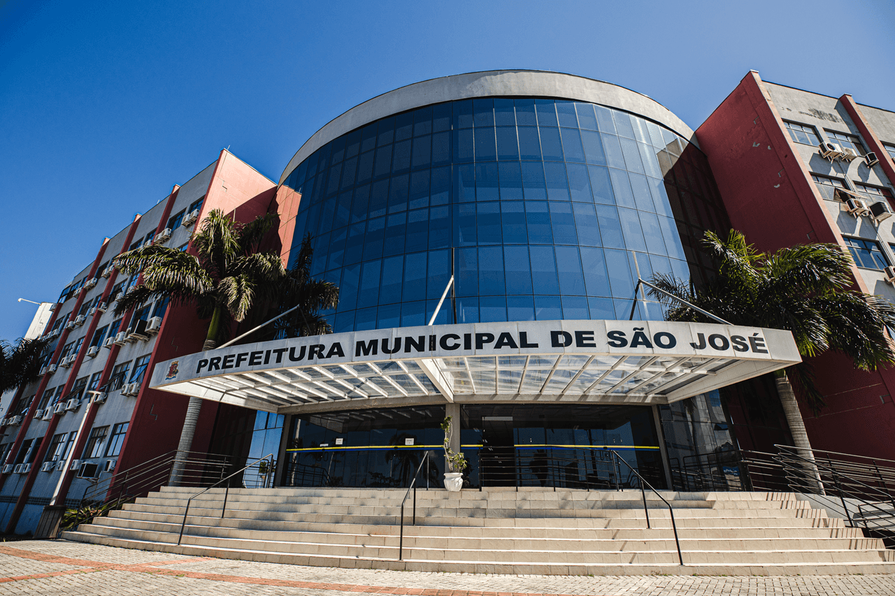 Editais das Oficinas de Teatro e cursos da Escola de Oleiros são atualizados e passam a adotar sorteio como critério de seleção - Prefeitura Municipal De São José