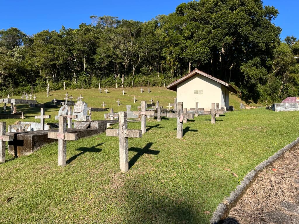 Prefeito Orvino sanciona lei que regulamenta serviços funerários em São José