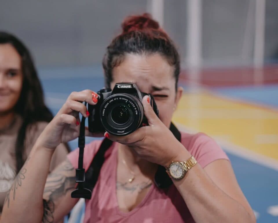 Curso gratuito de audiovisual para mulheres abre inscrições em São José