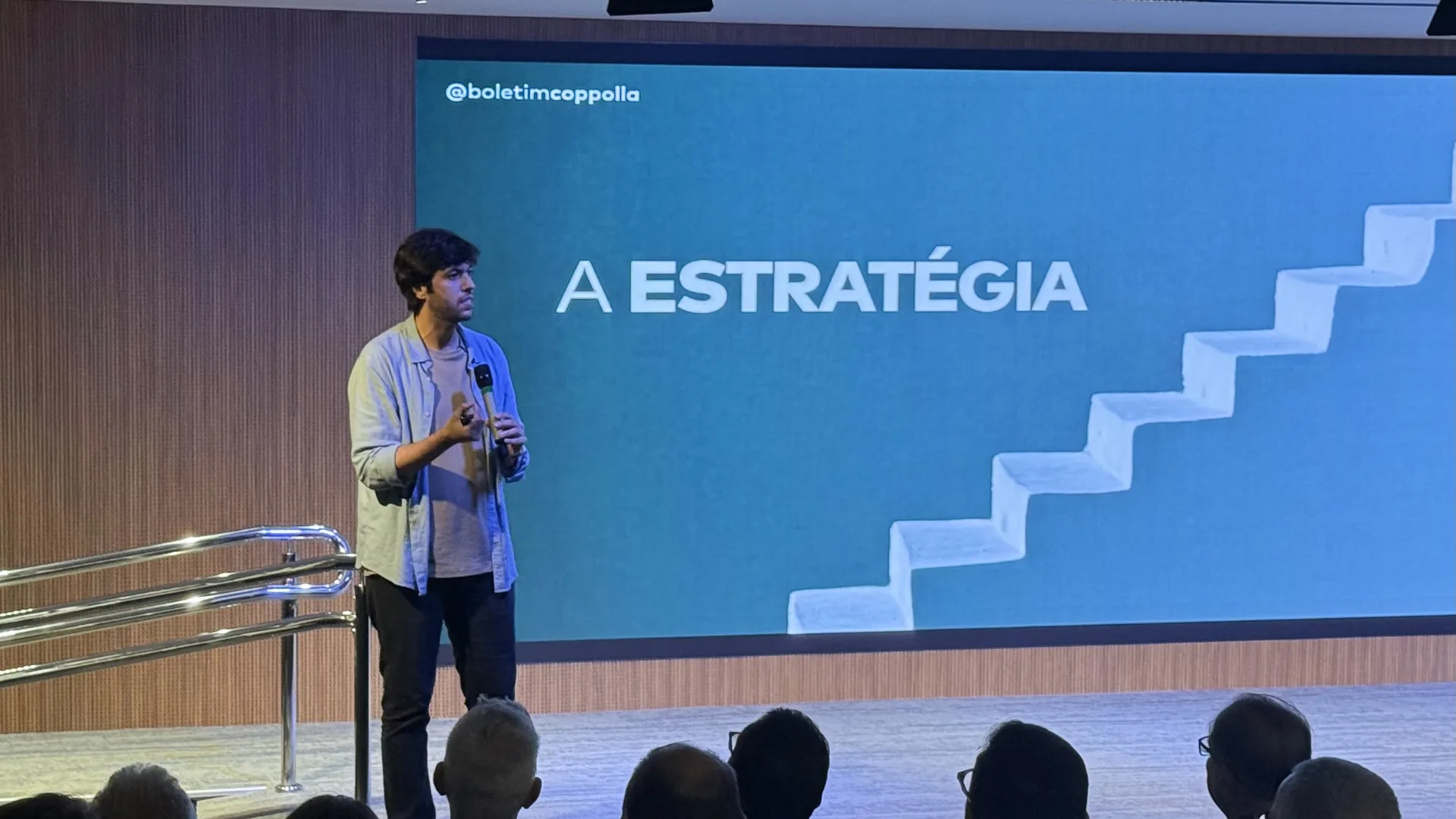 Palestra destaca poder do voto e representatividade política em Joinville