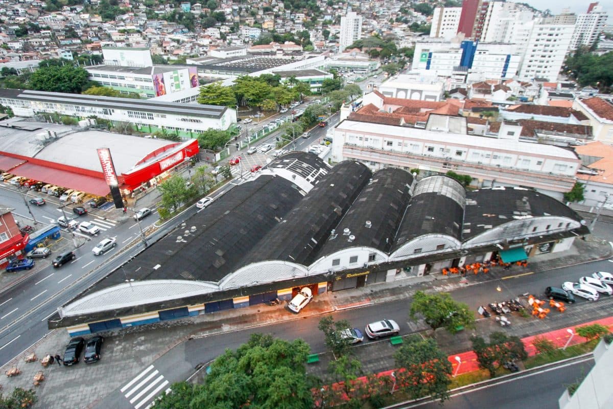 Antiga rodoviária de Florianópolis: manifesto de 15 entidades pede solução em imóvel abandonado