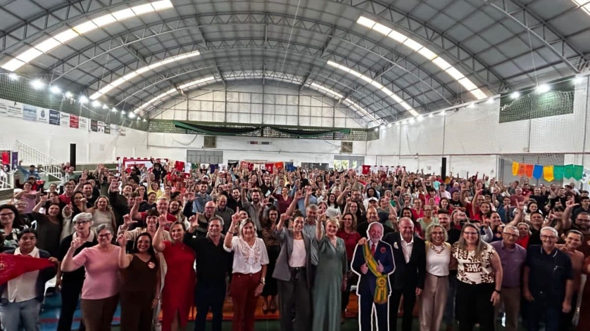 Fim de semana movimenta a esquerda em SC com ato em Chapecó e congresso em Brasília