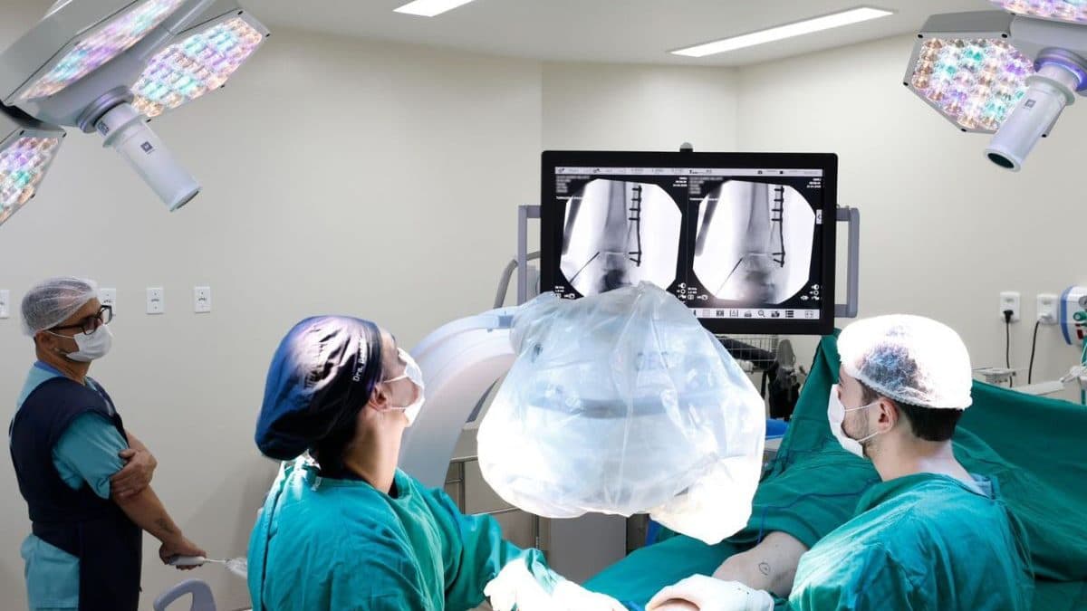 Tecnologia de R$ 1 milhão chega a hospital de Joinville e aumenta precisão em cirurgias