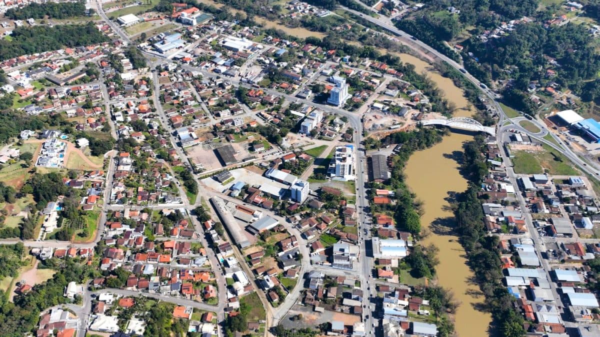 Obras de R$ 9 milhões vão mudar cenário em bairro de SC com novo binário e pavimentação