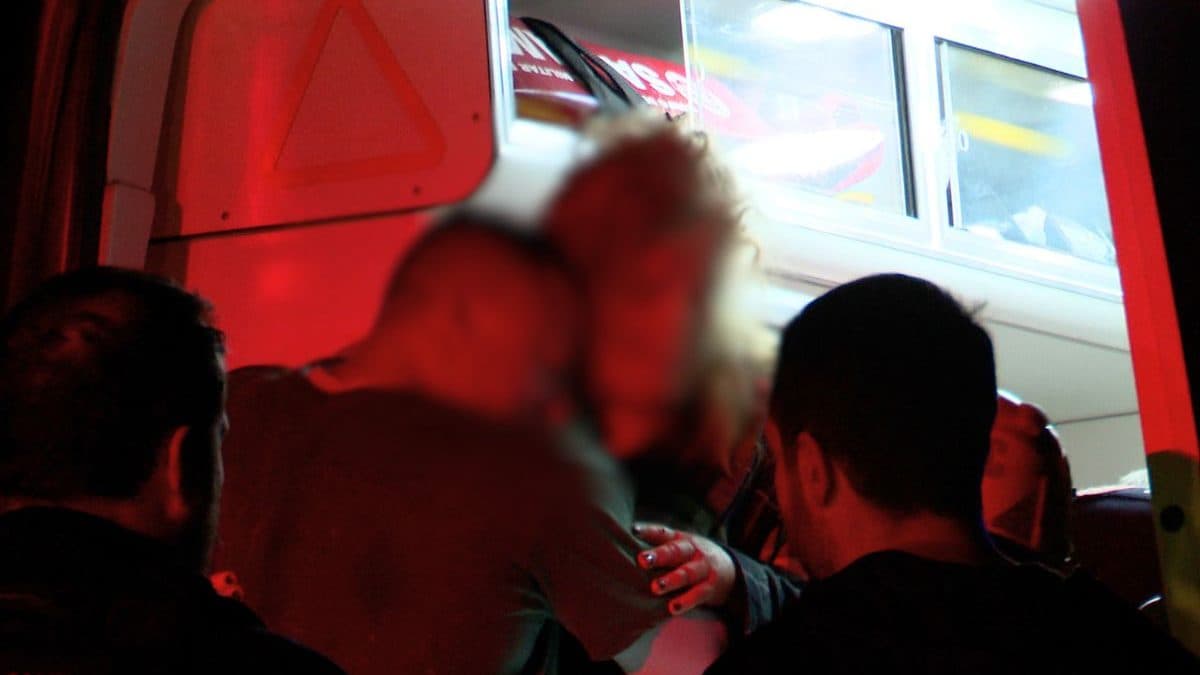 Idosa é resgatada ferida de ribanceira no interior de SC após sequestro