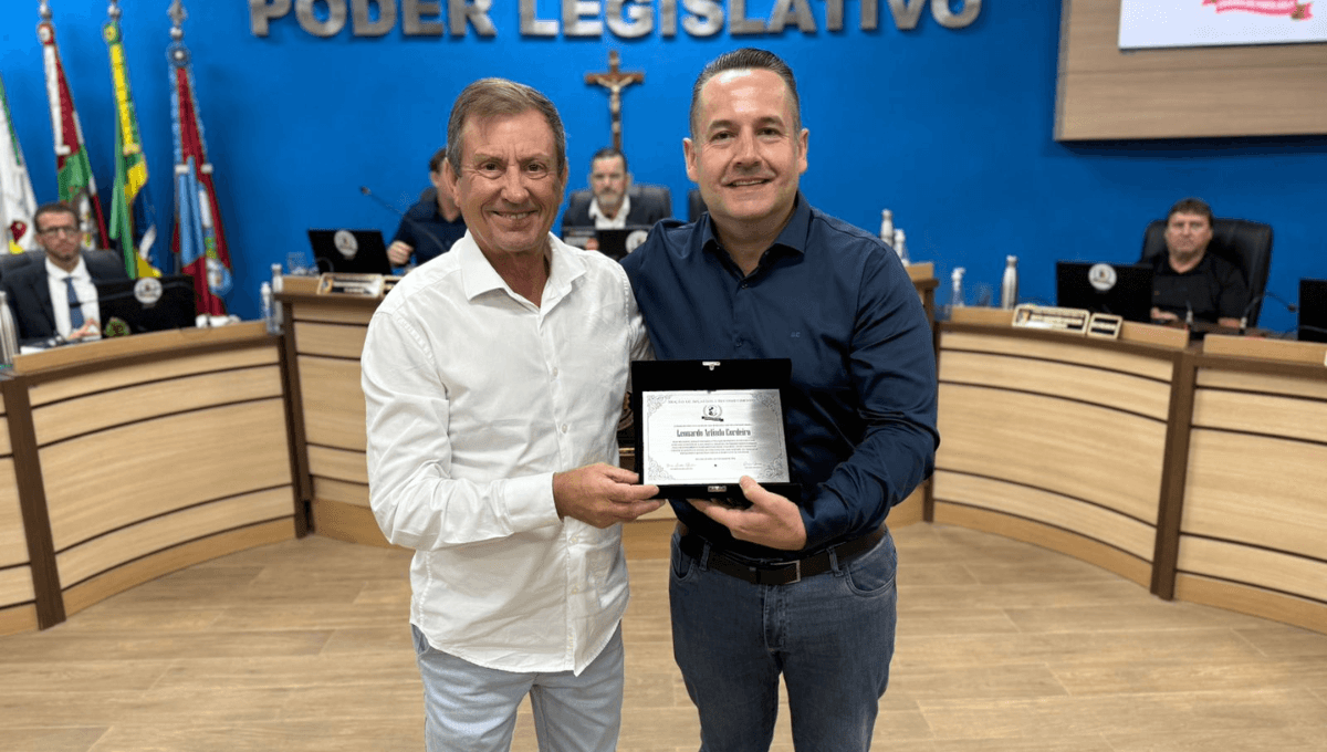 Vereador de Itapema recebe homenagem por atuação no planejamento urbano de Porto Belo - Visor Notícias