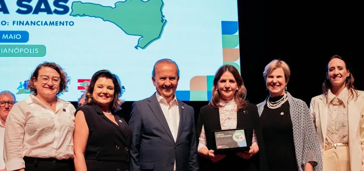 Lages recebe Prêmio SC que Cuida por gestão da assistência social - Visor Notícias