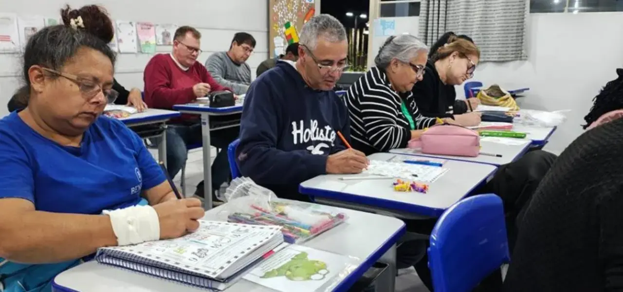 EJA em Blumenau abre matrículas para jovens e adultos - Visor Notícias