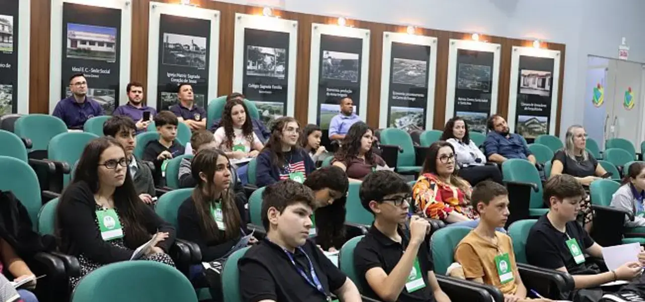 Criciúma recebe conferência regional de vereadores mirins - Visor Notícias