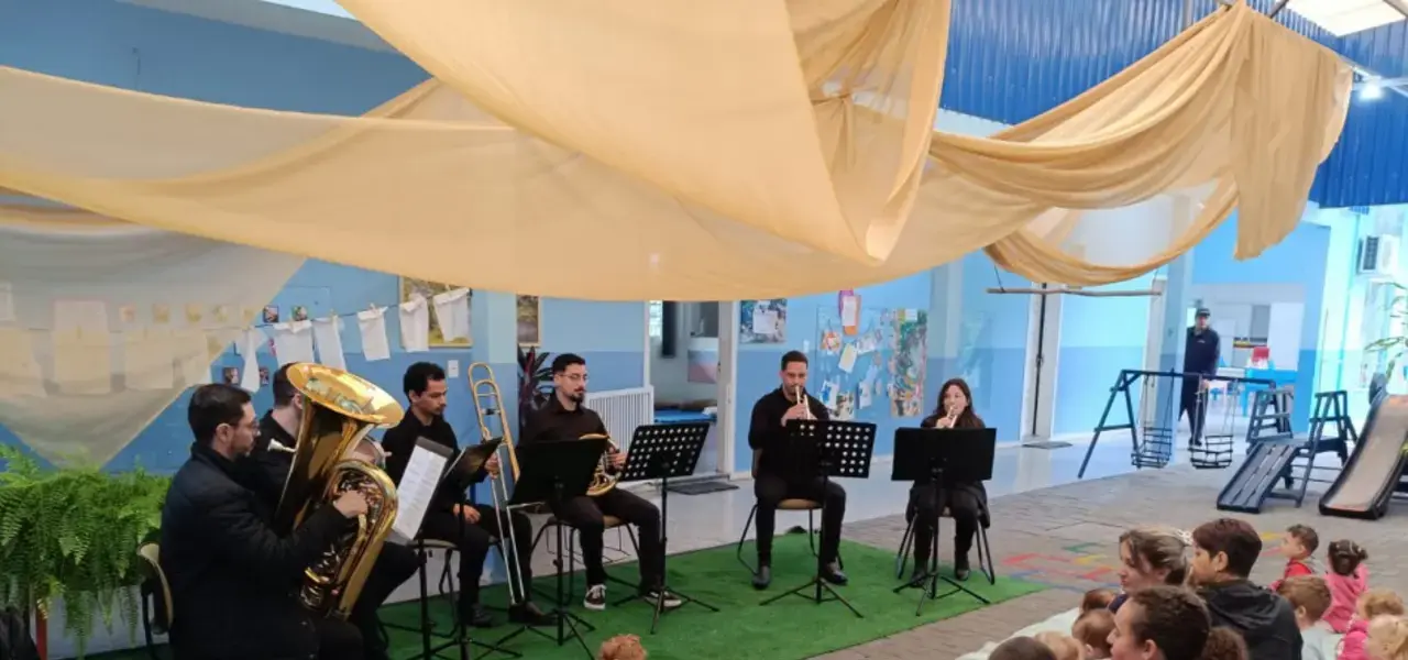Programa leva música nas escolas de Blumenau a 5 mil alunos - Visor Notícias