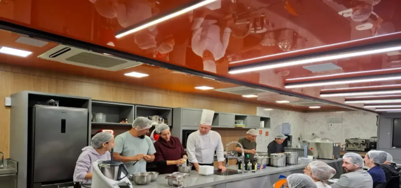 Carreta do Senac encerra cursos de gastronomia em Itajaí - Visor Notícias