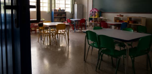 Afasc reage à ameaça de greve nos CEIs e fala em “disputa político-eleitoral” em Criciúma - 4oito