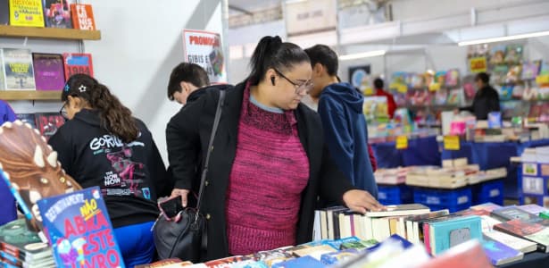 Feira do Livro de Criciúma começa com homenagem à história da imprensa - 4oito