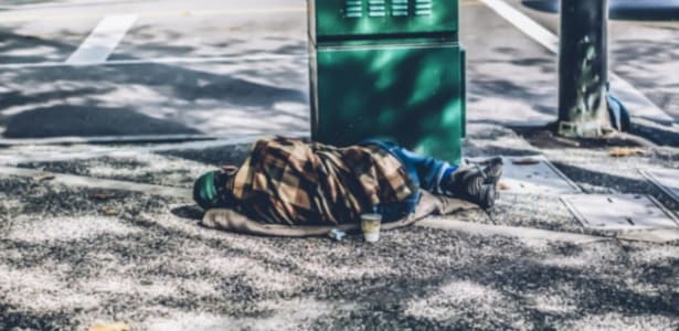 Criciúma tem 30 dias para apresentar plano sobre moradores de rua ao TCE - 4oito
