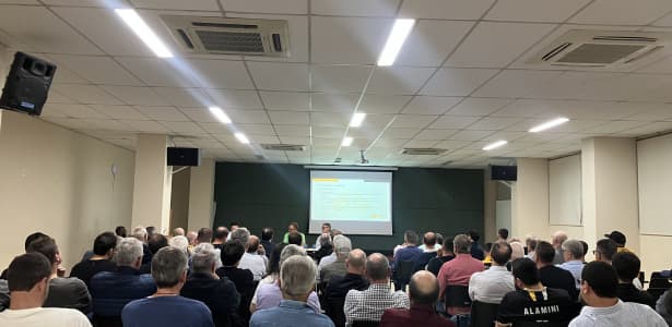 Após anos, Criciúma retoma venda de Sócio Patrimonial - 4oito