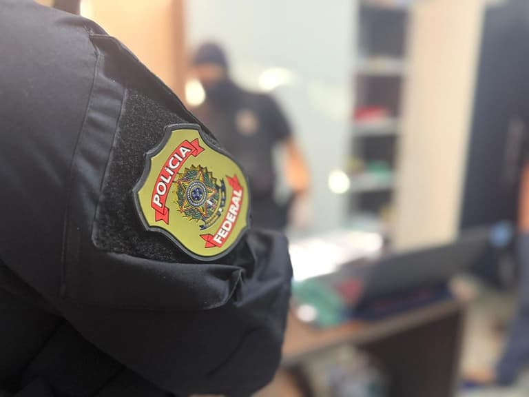 PF desarticula esquema de fraudes bancárias em Palhoça/SC — Polícia Federal