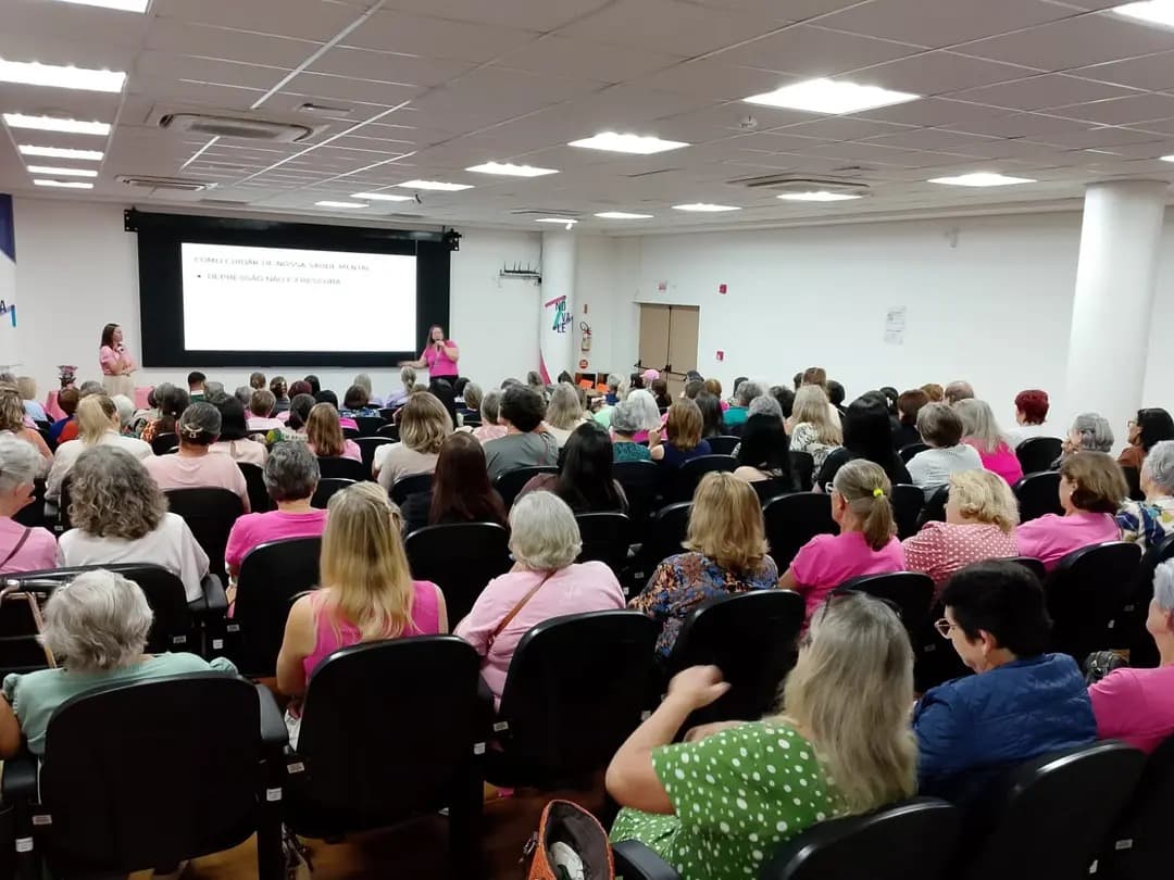 Jaraguá do Sul reúne 115 agricultoras em encontro sobre saúde mental, autoestima e fisioterapia pélvica