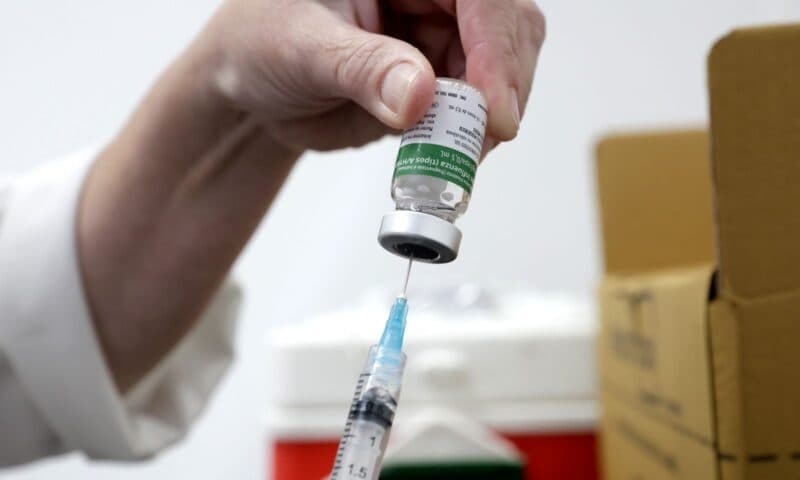 Dia D de vacinação contra a gripe aplica mais de 6 mil doses de vacinas em Joinville