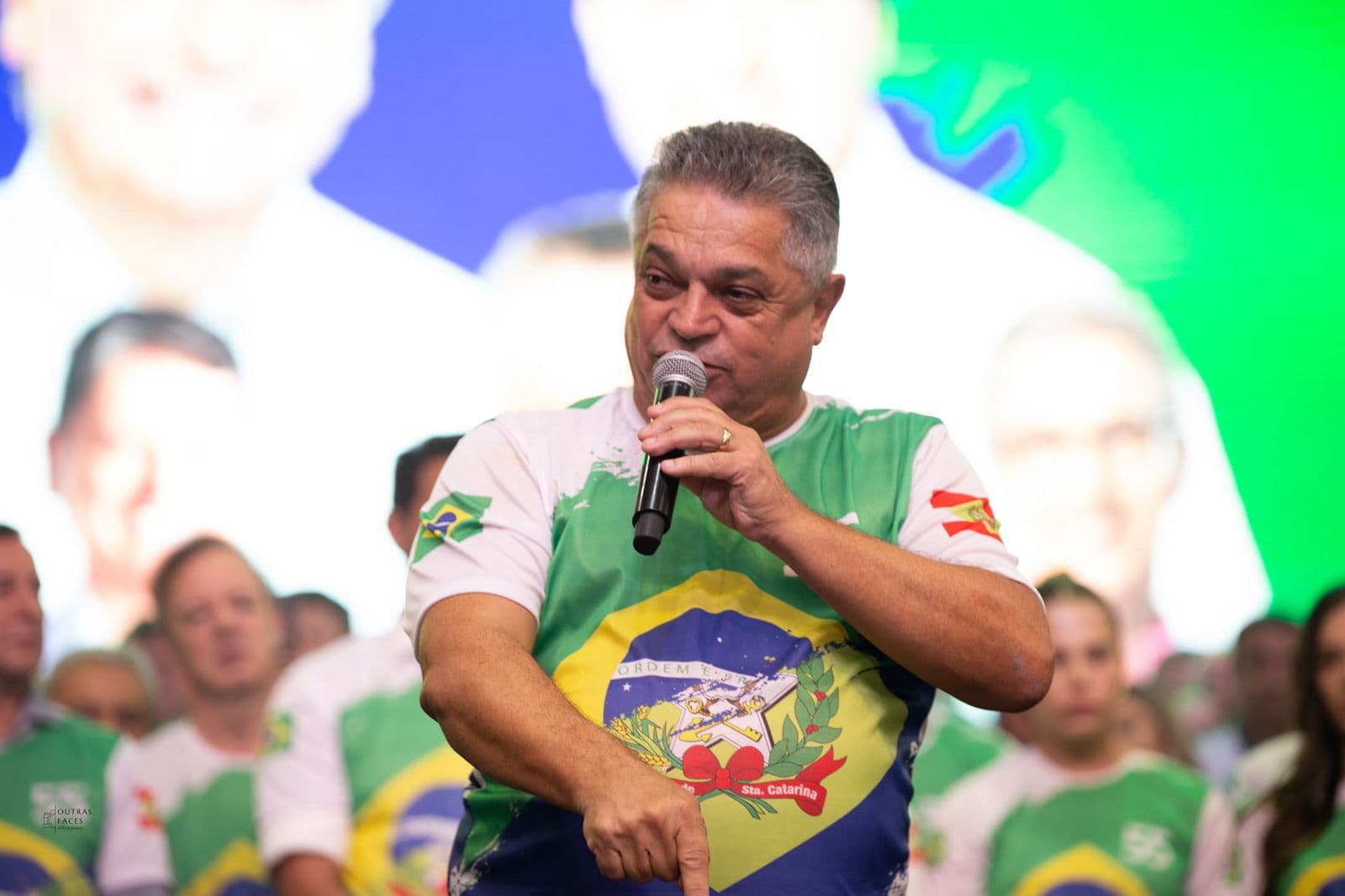 Bomba na política de SC: João Rodrigues desiste da candidatura e pretende deixar o PSD. Jorge Bornhausen cita nomes que devem substituí-lo