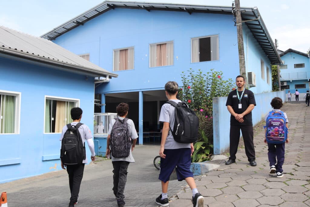 Blumenau e Governo do Estado firmam parceria para facilitar a transferência de estudantes em 2027