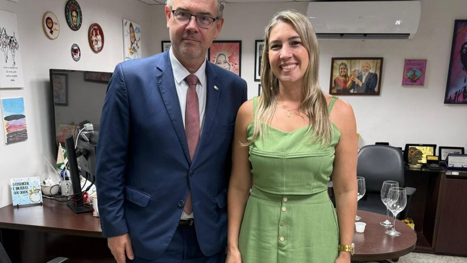 Larissa Gaspar recebe convite da Rede e pode deixar o PT - O POVO+