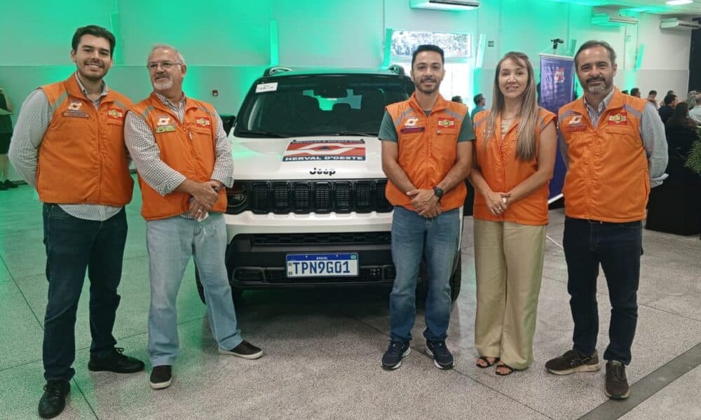 Santa Terezinha é contemplada com veículo e kits de pontes em ato do Governo de Santa Catarina em Rio do Sul - primeira página sc
