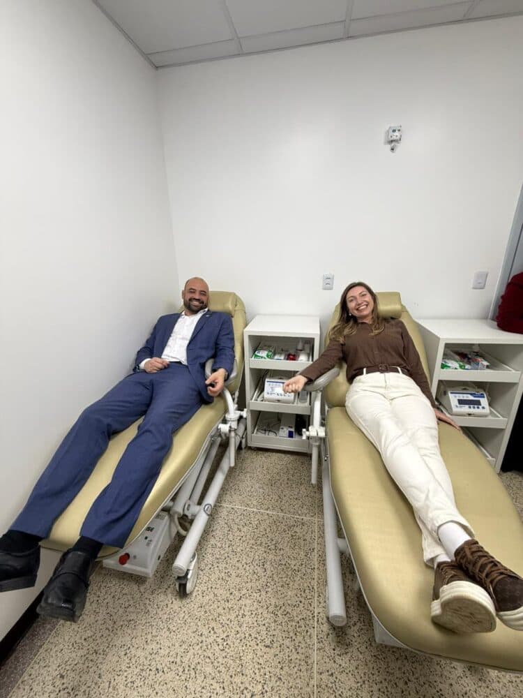 Hemosc de Canoinhas volta a funcionar após intervenção de Juliana Maciel - primeira página sc